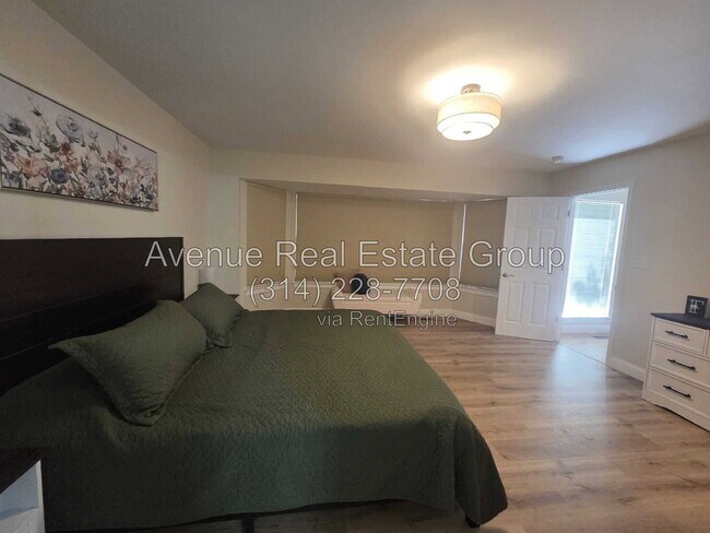 Building Photo - 956 Briar Green Ct
