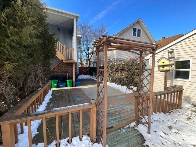 Building Photo - 32 Prairie Ave