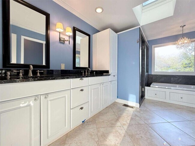 Building Photo - 8710 Mt Rushmore Dr