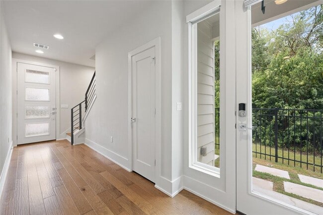 Building Photo - 5202 Pink Poppy Pass