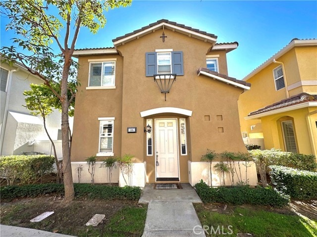 Primary Photo - 146 St James