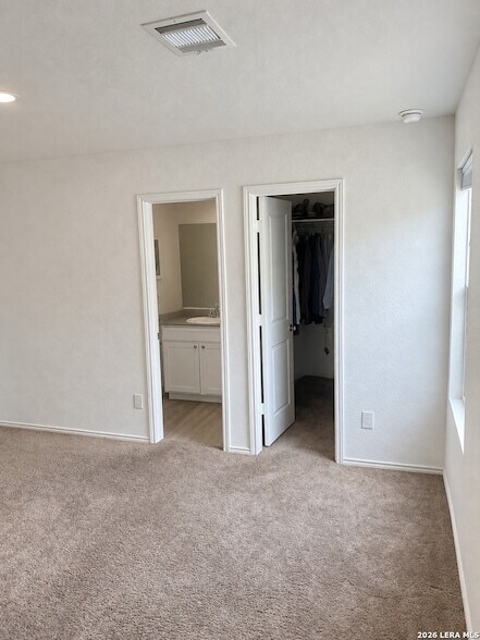 Building Photo - 10929 Presa Wy