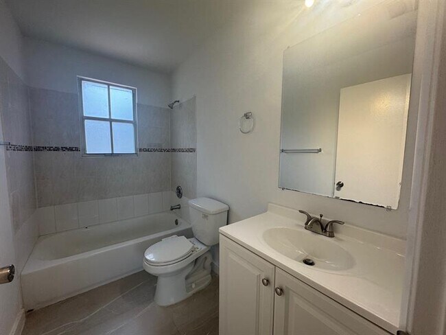 Building Photo - 6290 Duval Dr