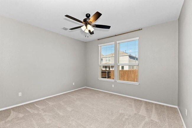 Building Photo - 129 Bracken Fern Ln