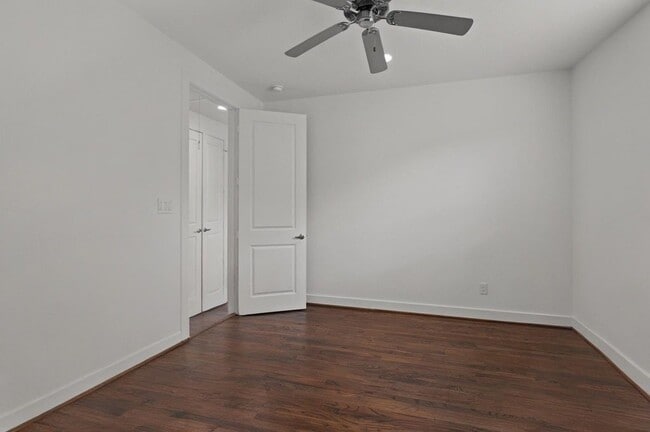 Building Photo - 1514 Beall St
