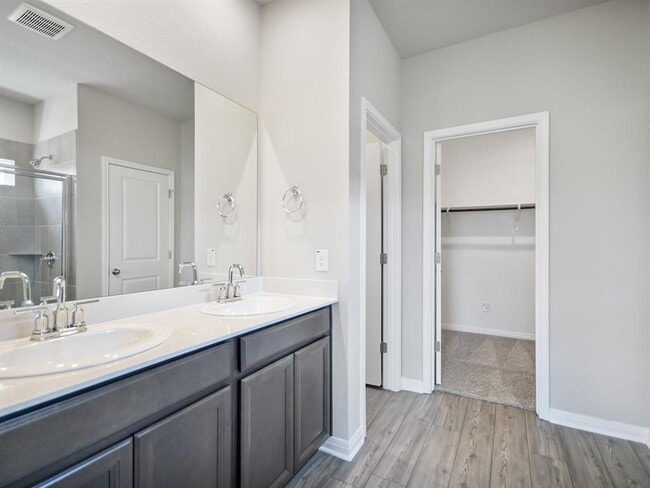 Building Photo - 115 Cona Wy