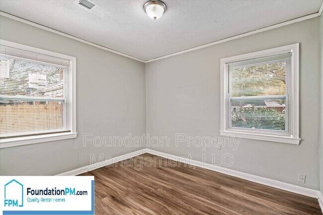 Building Photo - 1413 Semmes St