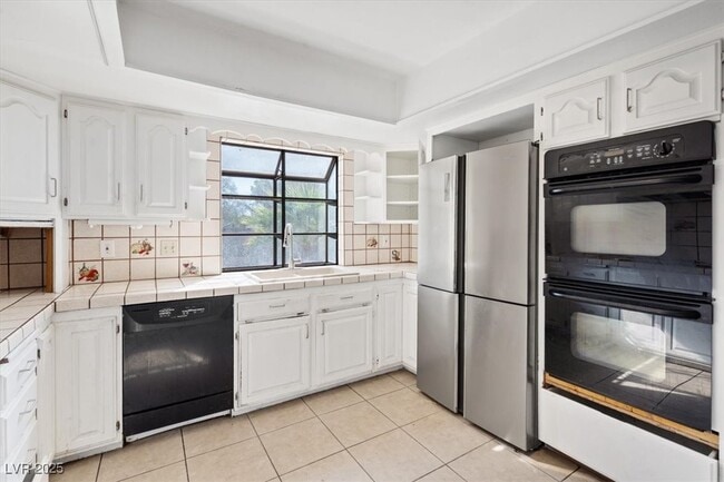 Building Photo - 4602 Inland Ct