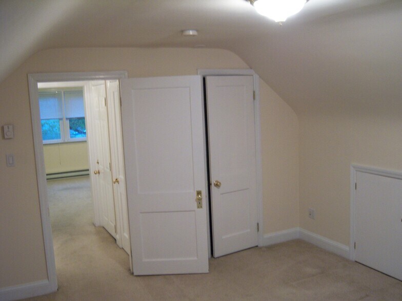 Building Photo - 10402 Baltimore National Pike