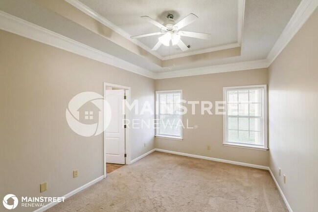 Building Photo - 5024 EASTON LN, NORTHPORT, AL 35475