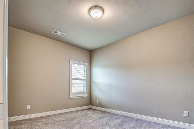 Building Photo - 534 Evergreen Dr