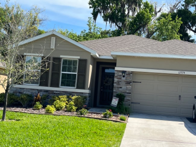 Building Photo - 12374 Eastpointe Dr