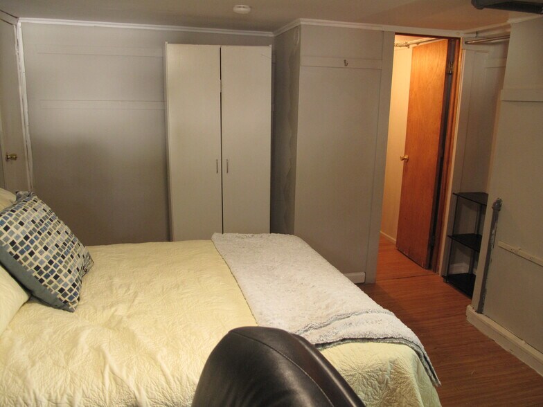 Building Photo - 311 Dryden Rd