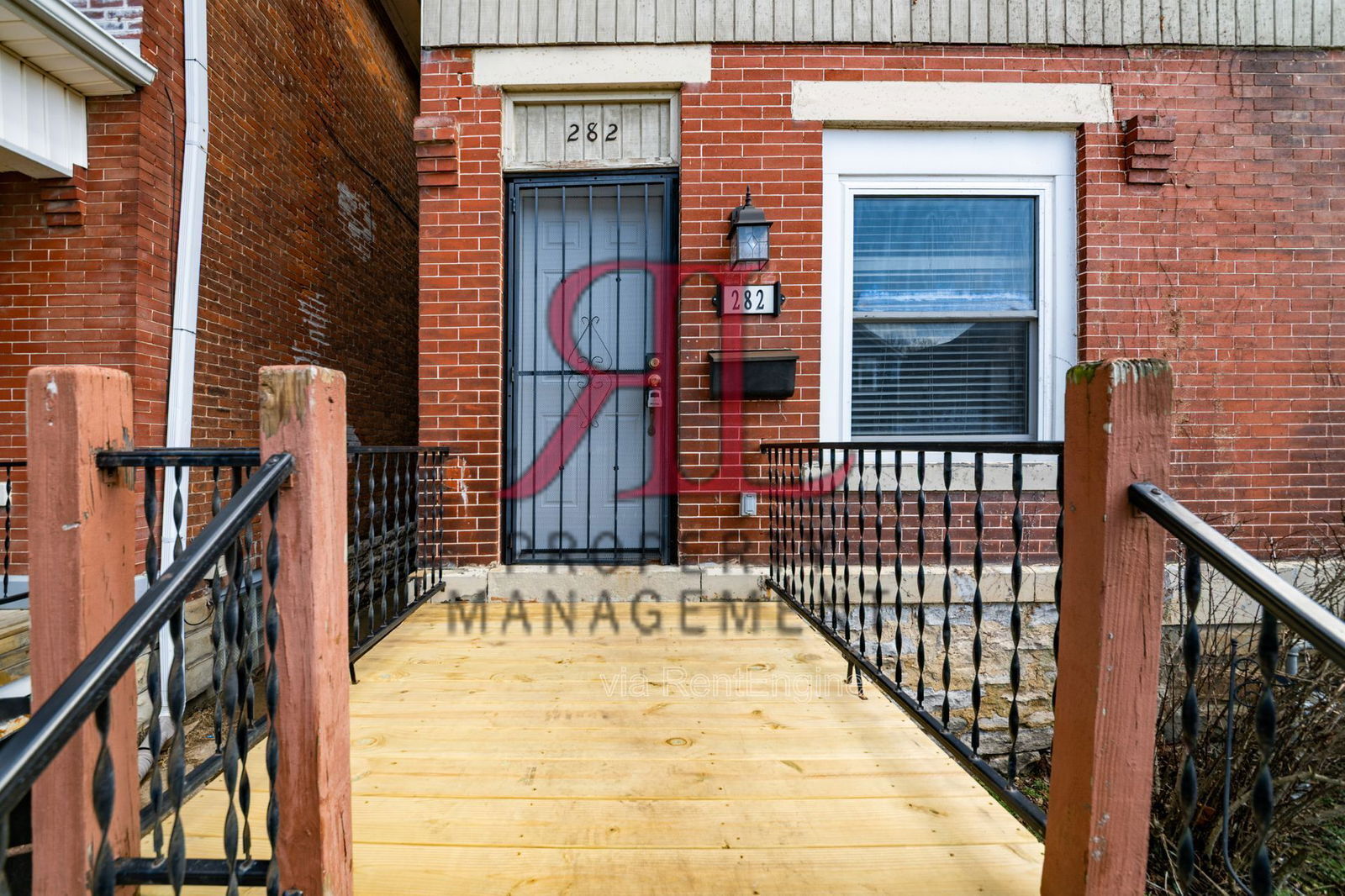 Building Photo - 282 S Ohio Ave