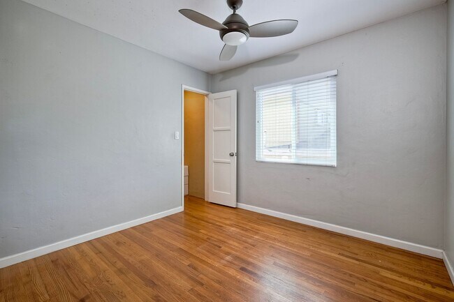 Building Photo - Spacious Rolando Home with Entertainer’s Backyard & Tons of Space!