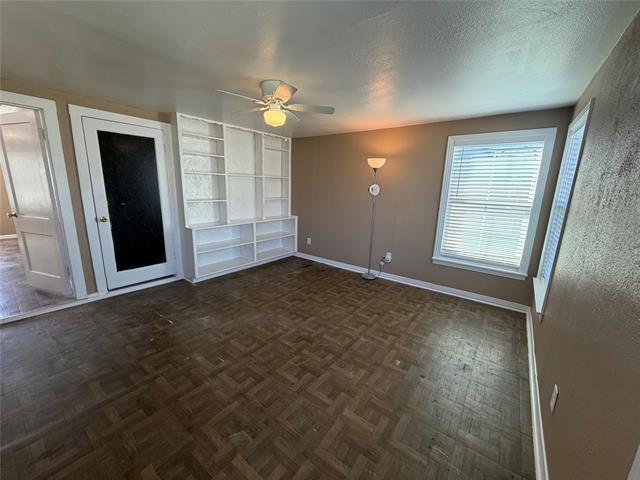 Building Photo - 2829 Falls Dr