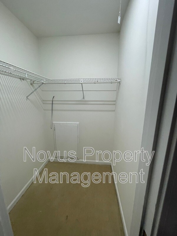 Building Photo - 121 Chipley Creek Dr