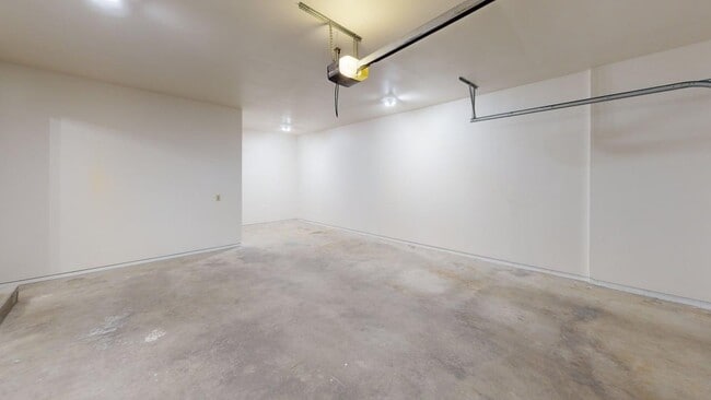 Building Photo - 1209 W Wausau Ave