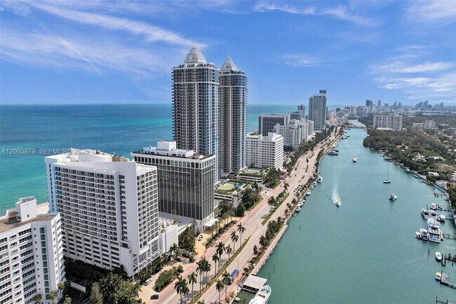 Building Photo - 4775 Collins Ave