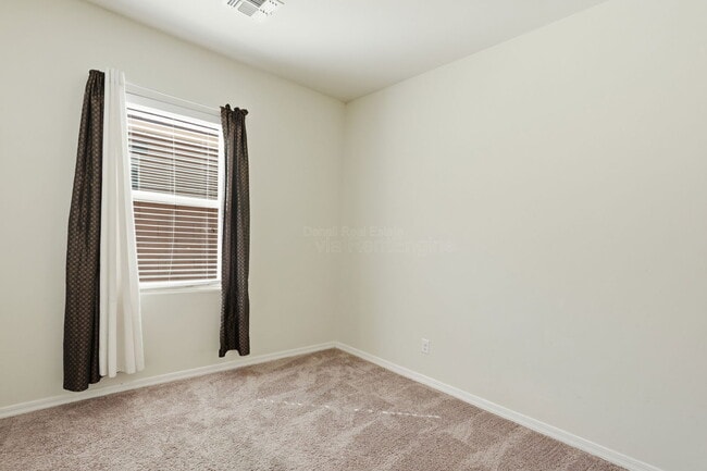 Building Photo - 6737 S Cut Bow Dr