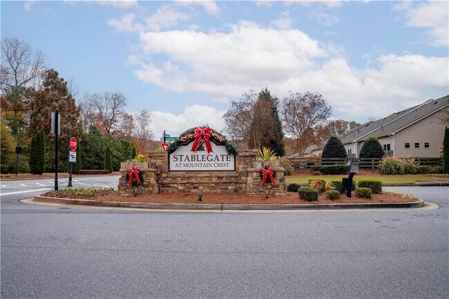 Building Photo - 2420 Boxwalking Ct