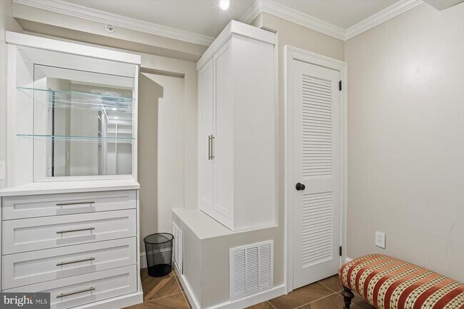 Building Photo - 701 Pennsylvania Ave NW