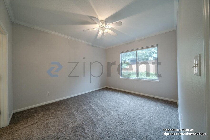 Building Photo - 7501 Shadowridge Run