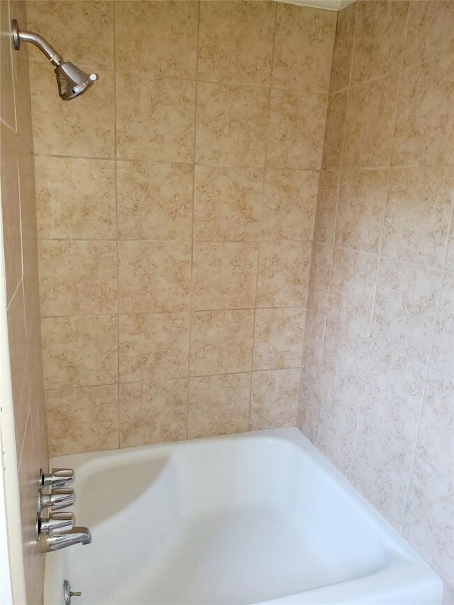 Building Photo - 11806 Hillcroft St