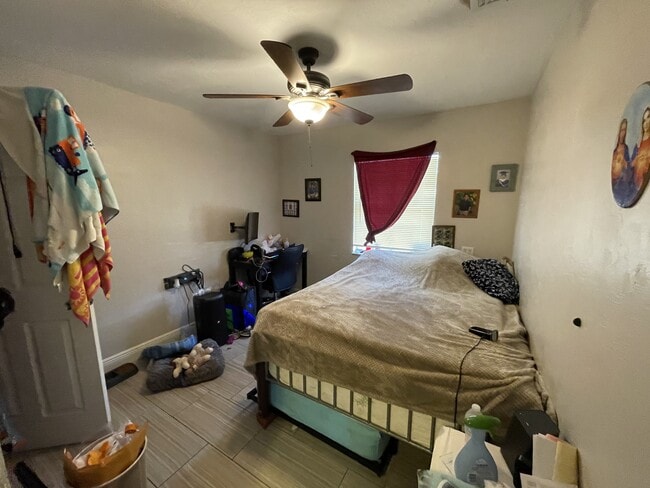 Building Photo - 208 Coventry St