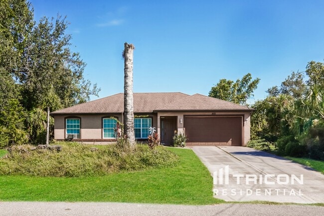 Building Photo - 1488 Nabatoff St