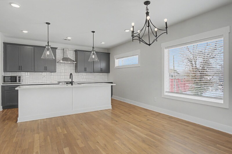 Building Photo - 115 Green St