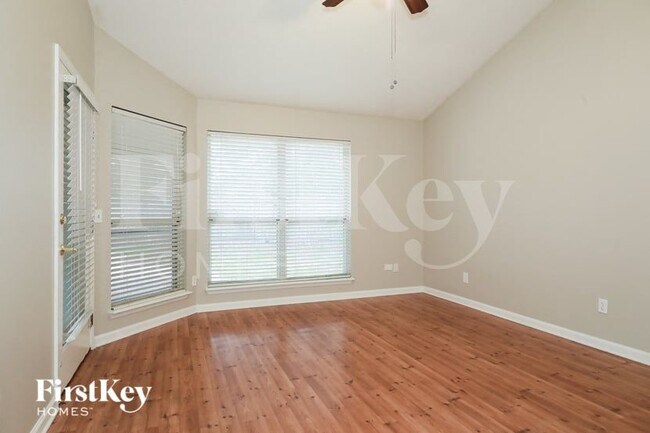 Building Photo - 1691 Ponce De Leon Ct
