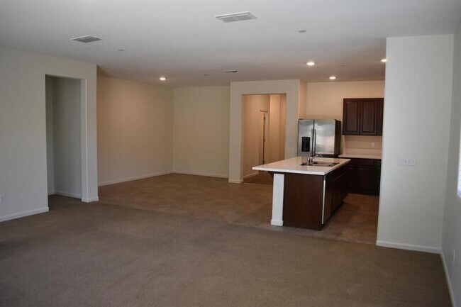 Building Photo - 4208 Candle Ct