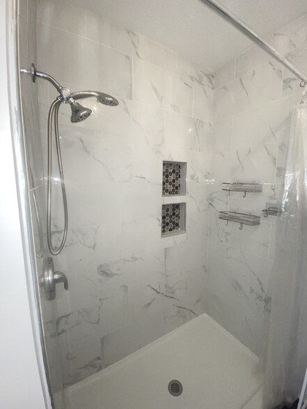 Renovated master shower - 1785 Sea Pine Cir