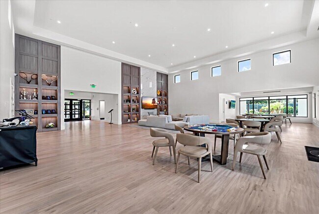 Building Photo - 2908 Banyan Blvd Cir NW