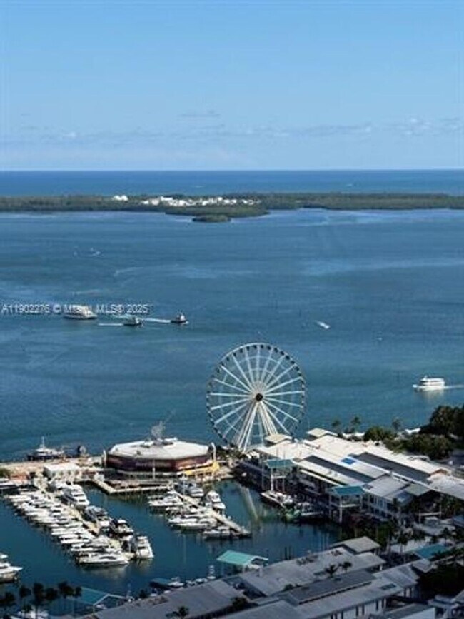 Building Photo - 888 Biscayne Blvd