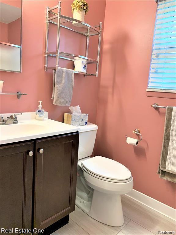 Building Photo - 5051 Falmouth Dr