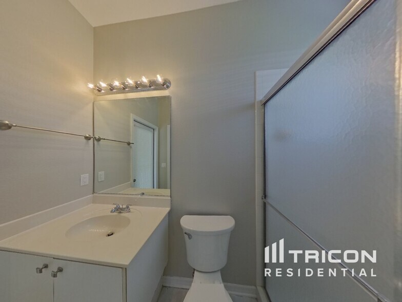 Building Photo - 3026 Woodland Fern Dr
