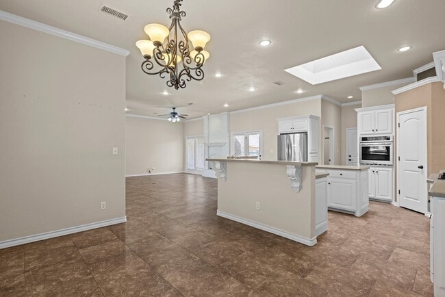 Building Photo - 5009 Woodhollow Dr