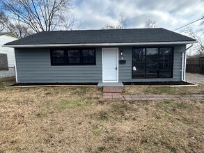 Building Photo - Beautiful 3bd/1bath