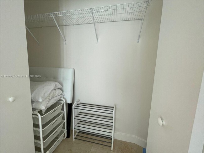 Building Photo - 250 Sunny Isles Blvd