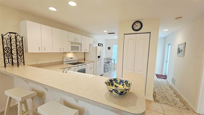 Building Photo - 8100 Memory Ln