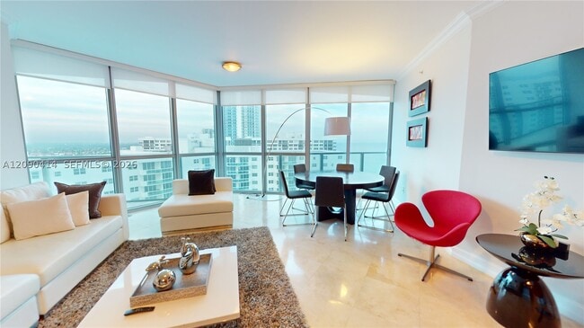 Building Photo - 3101 S Ocean Dr