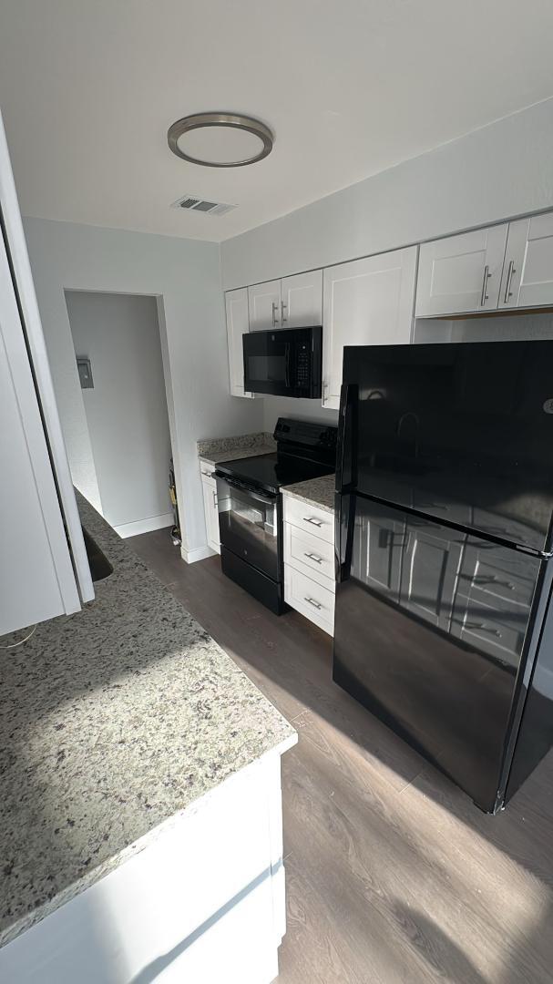 Building Photo - 836 SW 64th Terrace