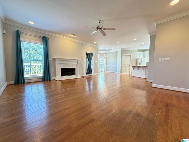 Building Photo - 6373 Legacy Ln