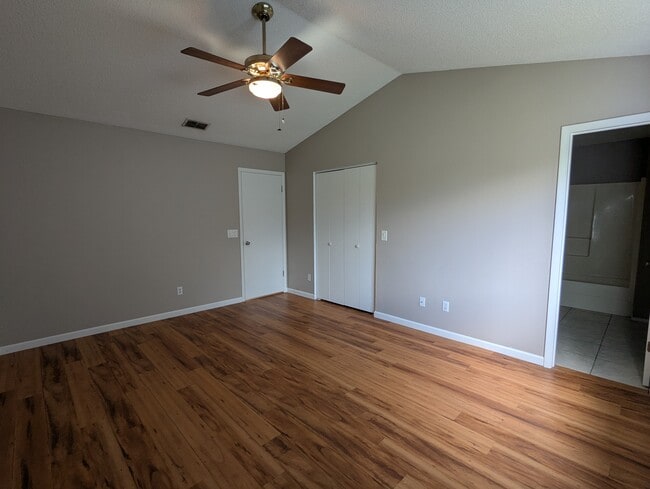 Building Photo - 861 Blackgum Ct