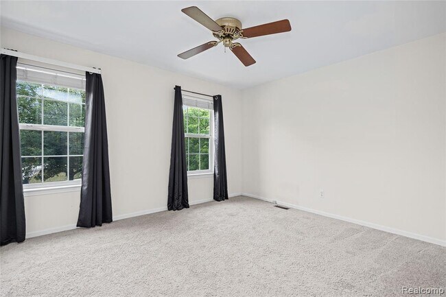 Building Photo - 47258 Scarlet Dr N