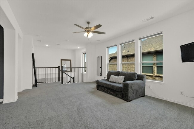 Building Photo - 7505 Plumgrove Rd