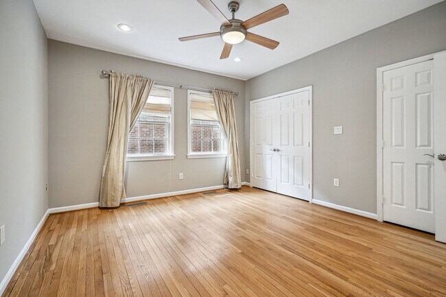 Generous Size Owners Suite - 212 3rd St NE