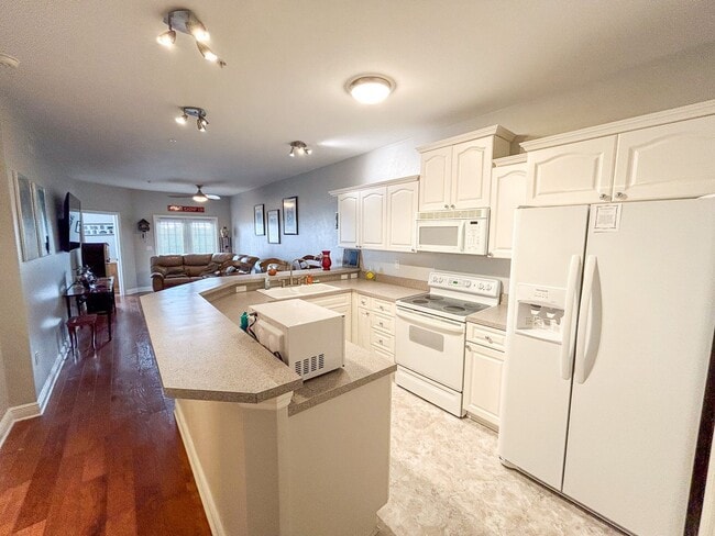 Building Photo - Union Street Station #324